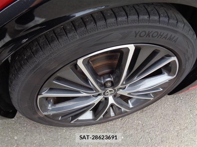 Toyota PRIUS 2023-06 8037648-8