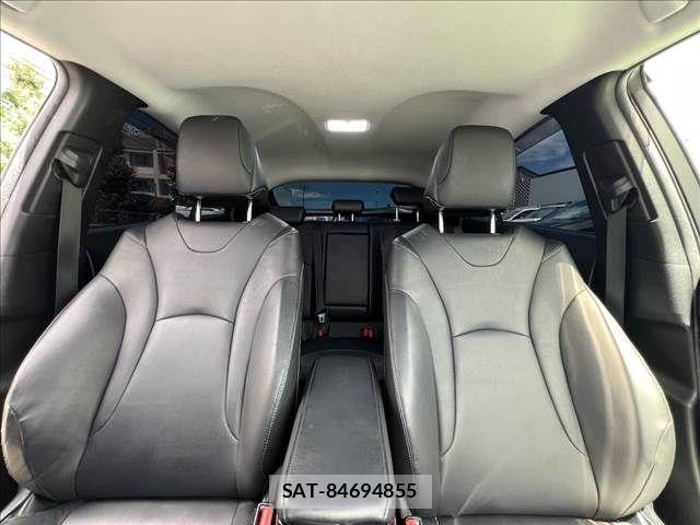 Toyota PRIUS 2016-04 8037681-24