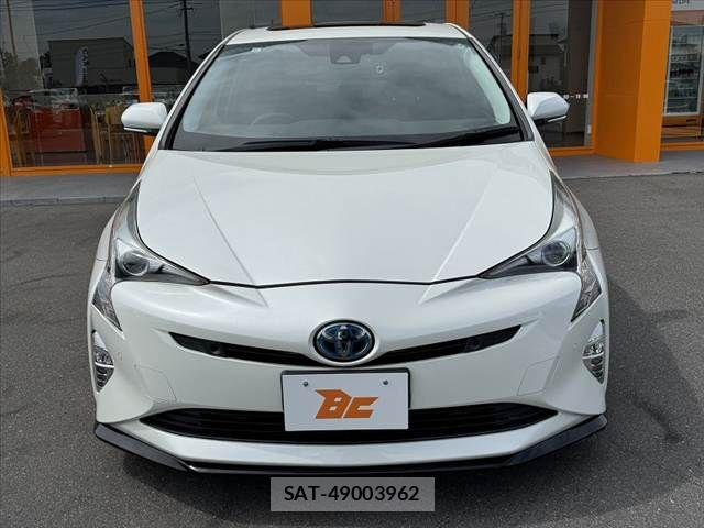 Toyota PRIUS 2018-07 8037682-8