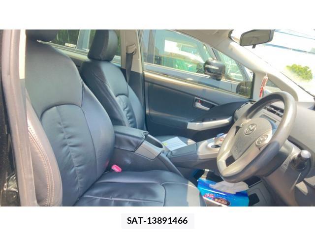 Toyota PRIUS 2012-05 8037740-9