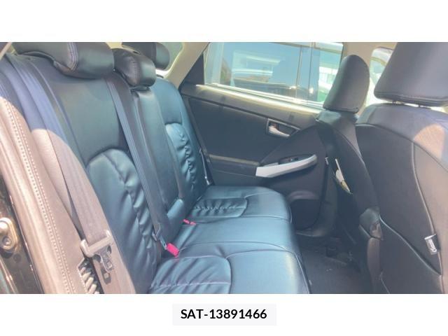 Toyota PRIUS 2012-05 8037740-10