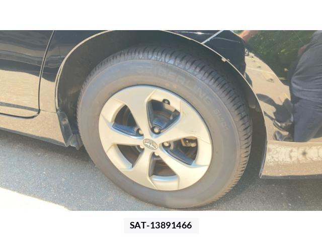 Toyota PRIUS 2012-05 8037740-14