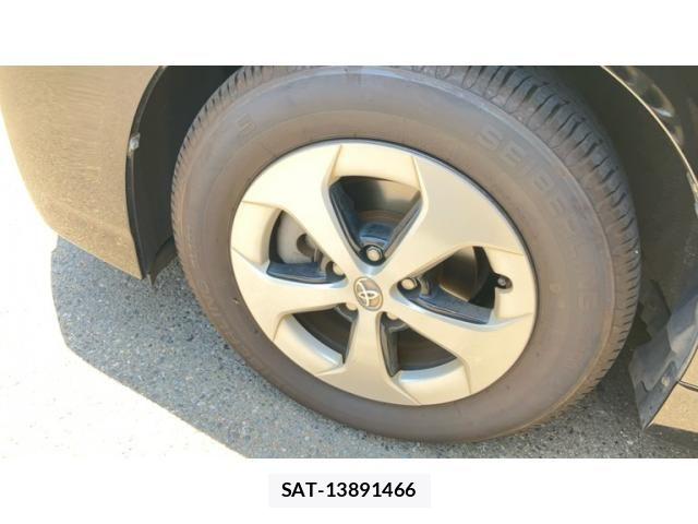 Toyota PRIUS 2012-05 8037740-15