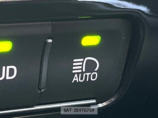 Toyota PRIUS 2019-09 8037650-8
