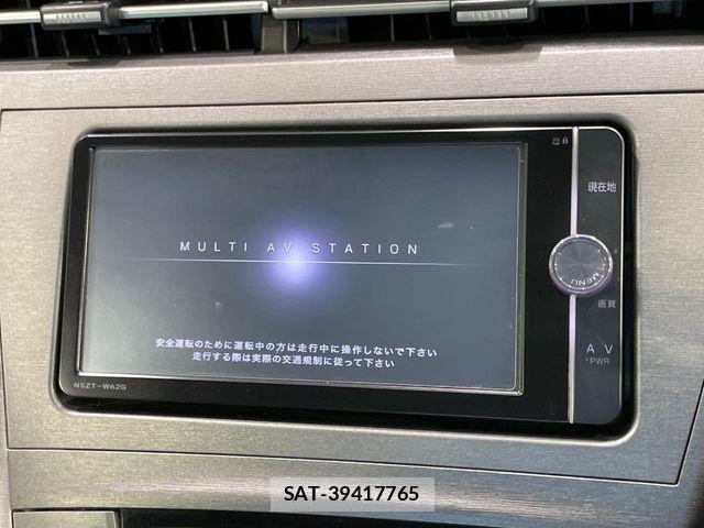 Toyota PRIUS 2014-01 8037690-2