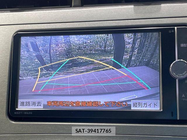 Toyota PRIUS 2014-01 8037690-3