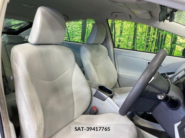 Toyota PRIUS 2014-01 8037690-7