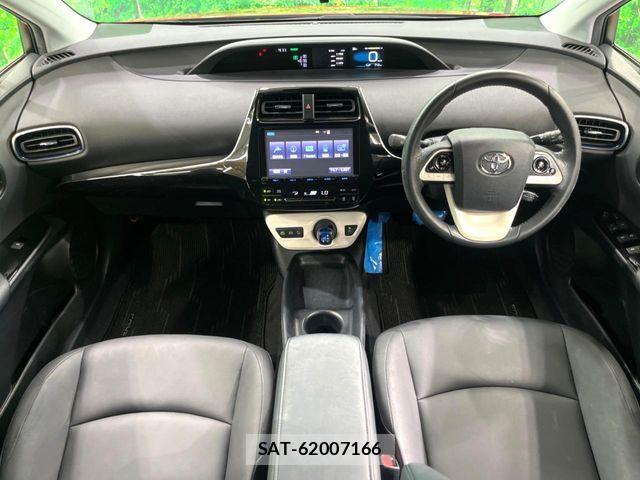 Toyota PRIUS 2016-07 8037672-1