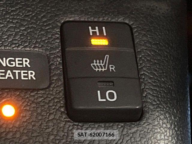 Toyota PRIUS 2016-07 8037672-6