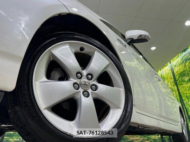Toyota PRIUS 2013-07 8037699-11