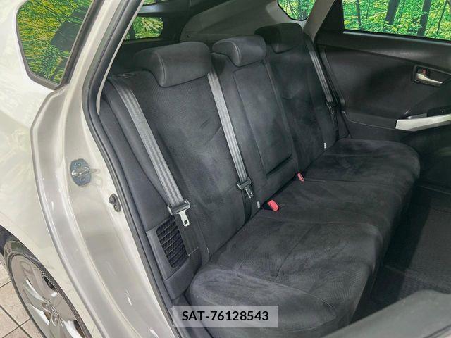 Toyota PRIUS 2013-07 8037699-8