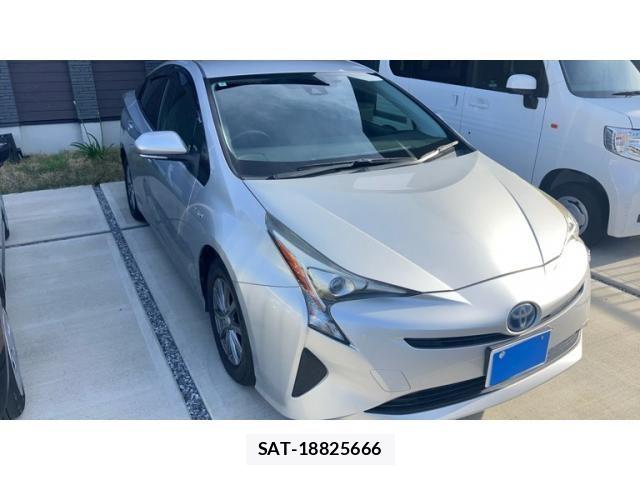 Toyota PRIUS 2017-02 8037707-1