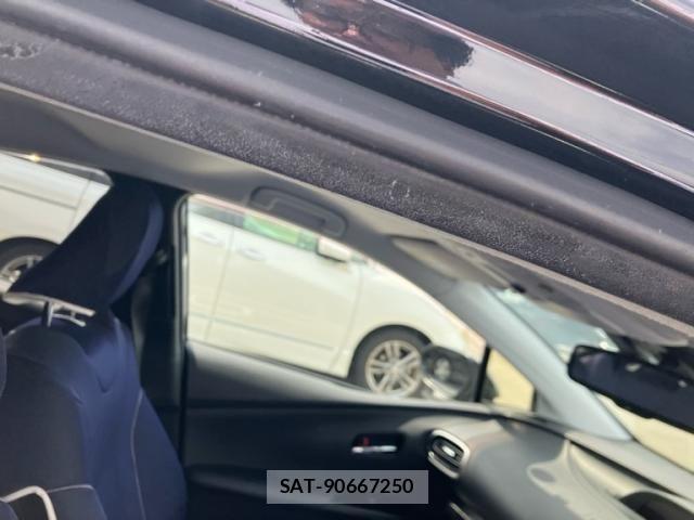 Toyota PRIUS 2016-03 8037698-6