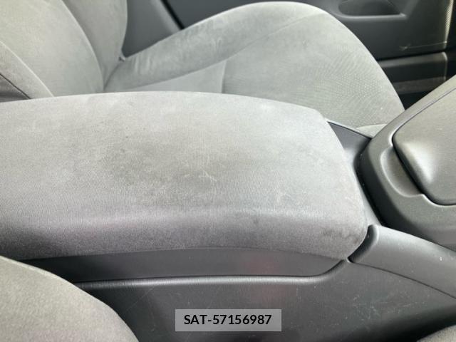 Toyota PRIUS 2011-09 8037759-11