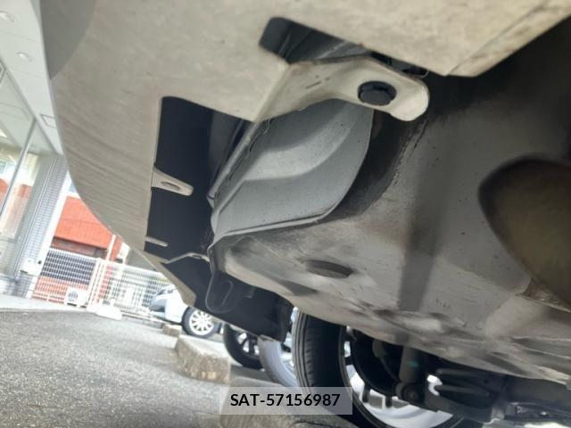 Toyota PRIUS 2011-09 8037759-23