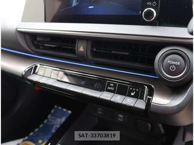 Toyota PRIUS 2023-05 8037646-10