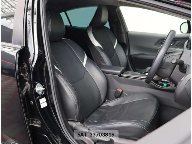 Toyota PRIUS 2023-05 8037646-25