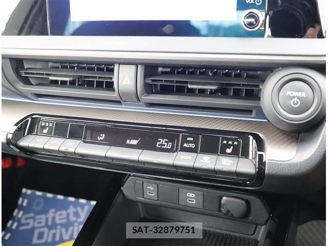 Toyota PRIUS 2024-09 8037635-7