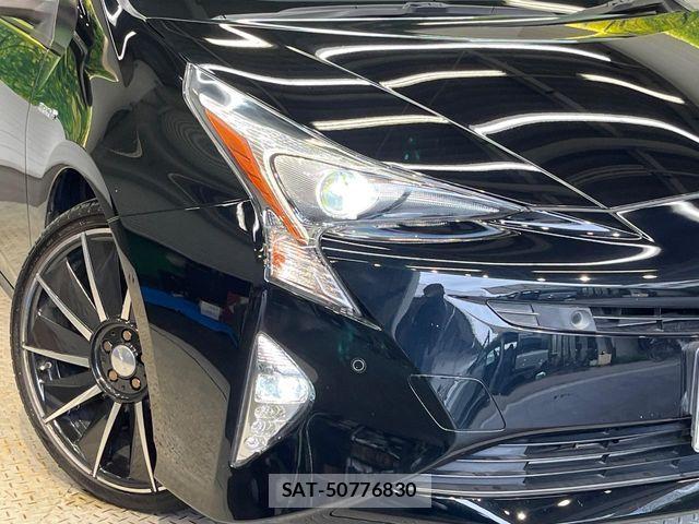 Toyota PRIUS 2018-03 8037664-11