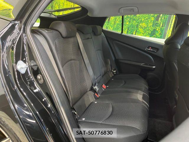 Toyota PRIUS 2018-03 8037664-8