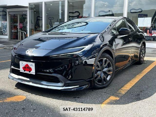 Toyota PRIUS 2023-05 8037645-0