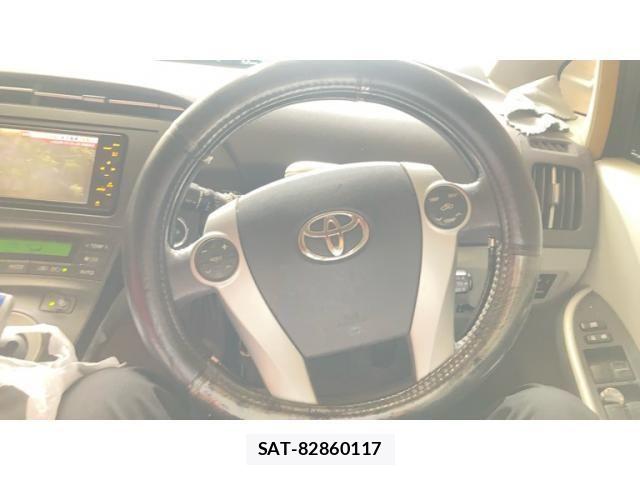 Toyota PRIUS 2010-07 8037749-13