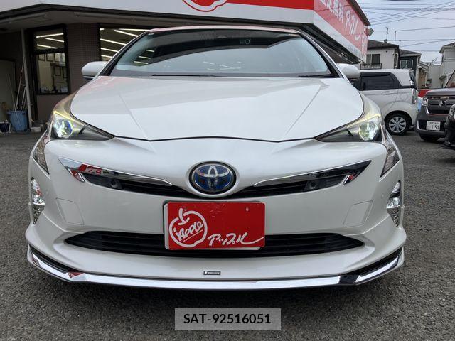 Toyota PRIUS 2016-09 8037660-13