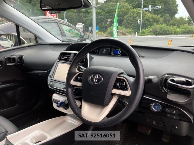 Toyota PRIUS 2016-09 8037660-4