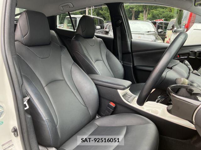 Toyota PRIUS 2016-09 8037660-5
