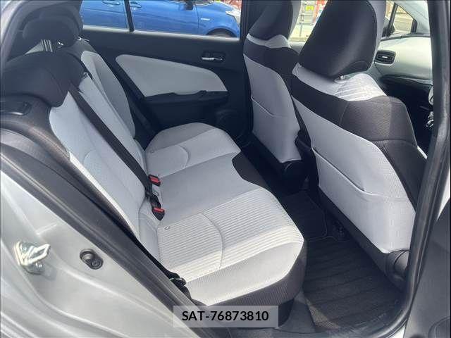 Toyota PRIUS 2016-05 8037683-12