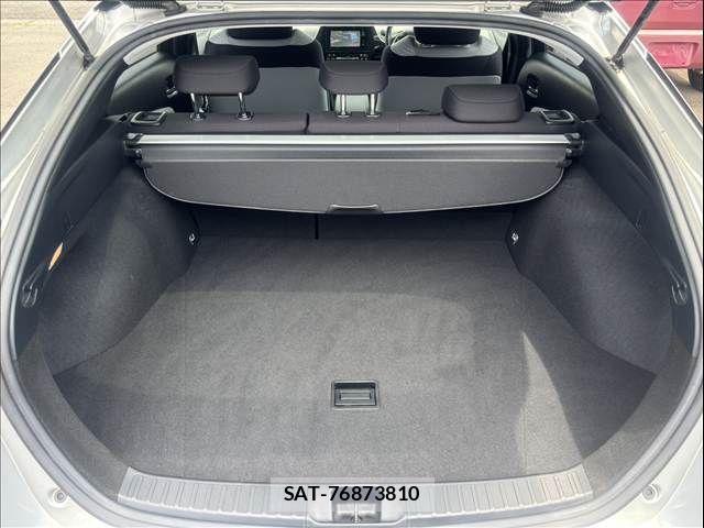 Toyota PRIUS 2016-05 8037683-14