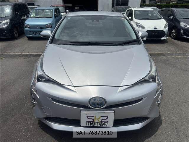 Toyota PRIUS 2016-05 8037683-3