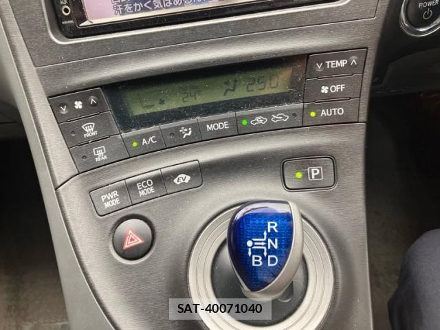 Toyota PRIUS 2009-12 8037715-18