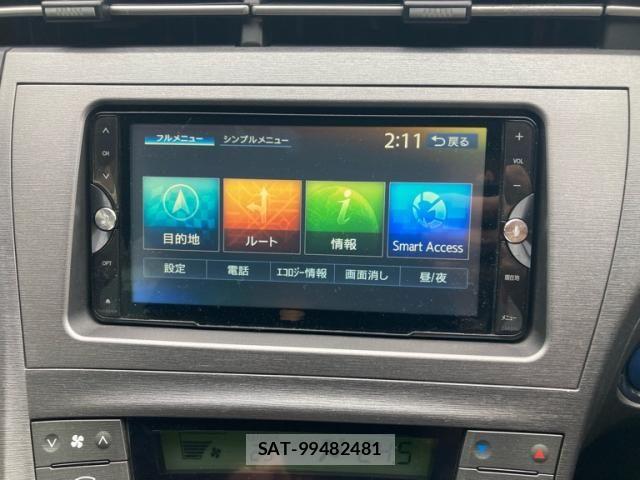 Toyota PRIUS 2014-08 8037757-13