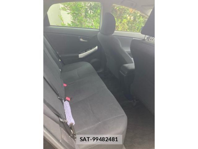 Toyota PRIUS 2014-08 8037757-17