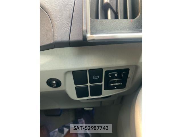 Toyota PRIUS 2010-09 8037742-10