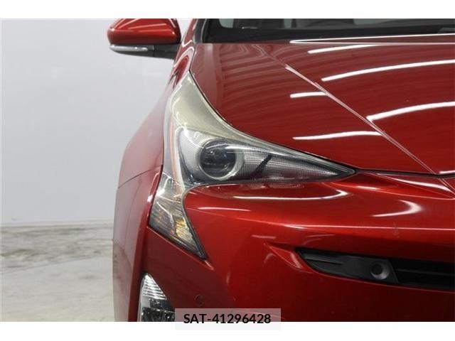 Toyota PRIUS 2015-12 8037689-11