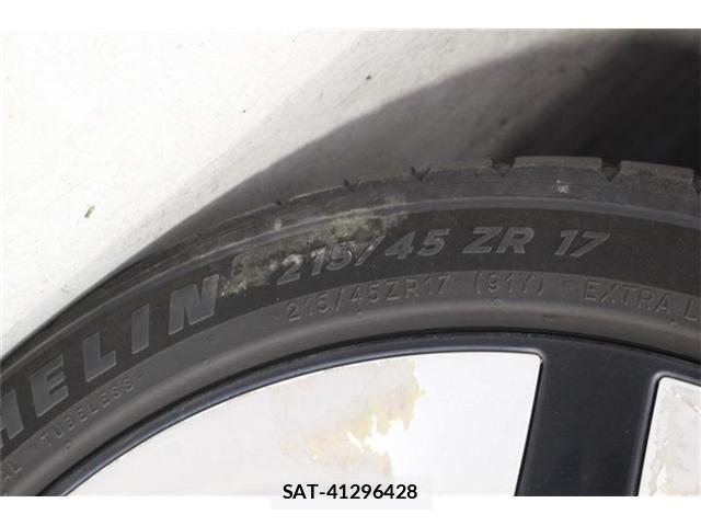 Toyota PRIUS 2015-12 8037689-21
