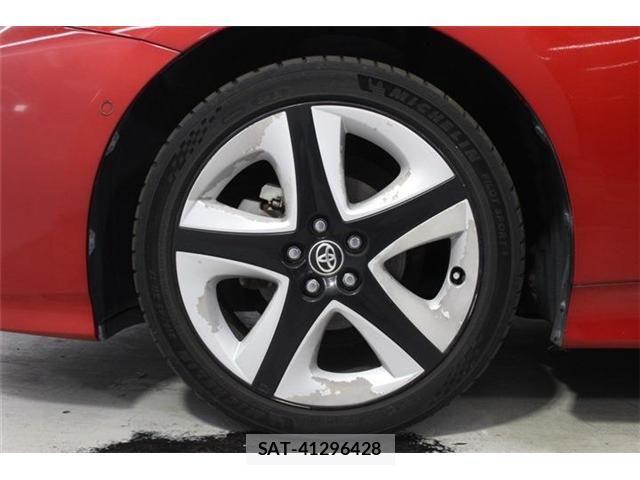 Toyota PRIUS 2015-12 8037689-23