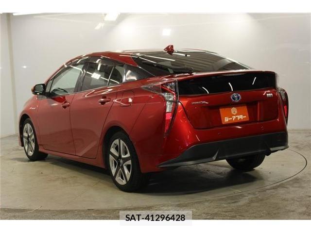 Toyota PRIUS 2015-12 8037689-6