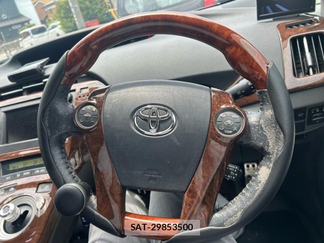Toyota PRIUS 2009-09 8037753-9