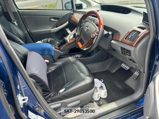 Toyota PRIUS 2009-09 8037753-4