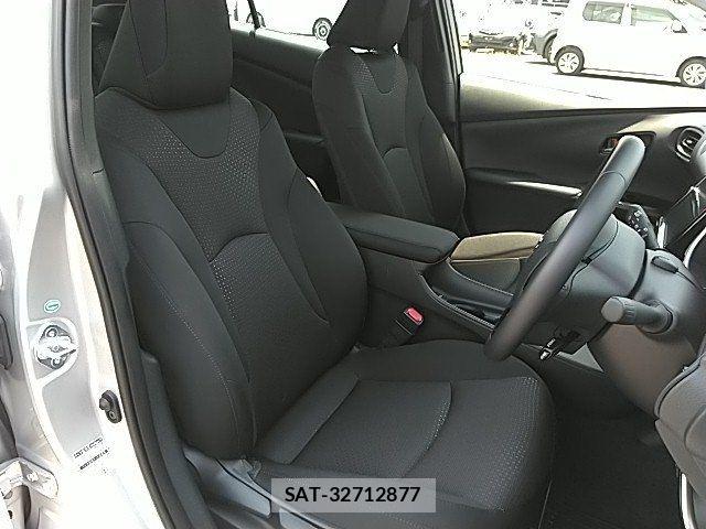 Toyota PRIUS 2019-07 8037667-9