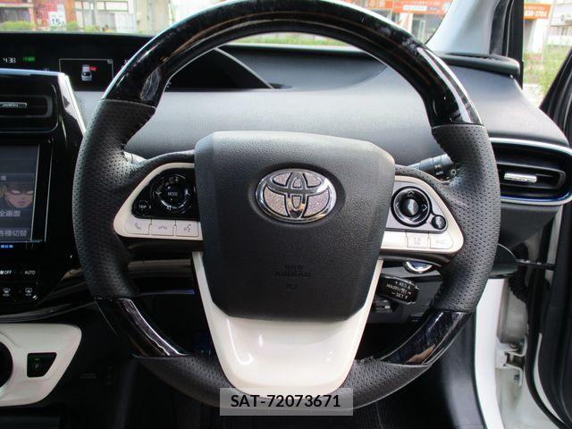 Toyota PRIUS 2016-06 8037670-10