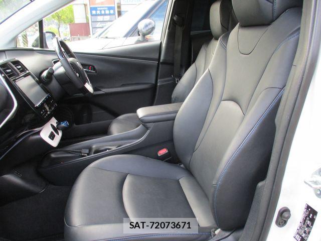 Toyota PRIUS 2016-06 8037670-17