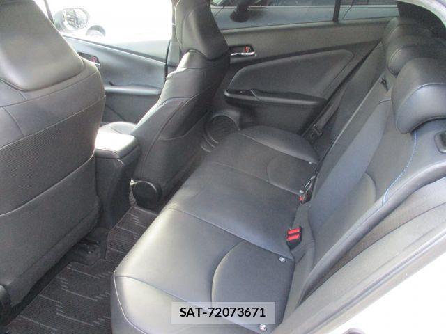 Toyota PRIUS 2016-06 8037670-18