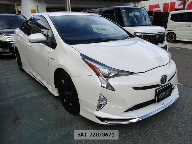 Toyota PRIUS 2016-06 8037670-2