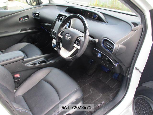Toyota PRIUS 2016-06 8037670-7