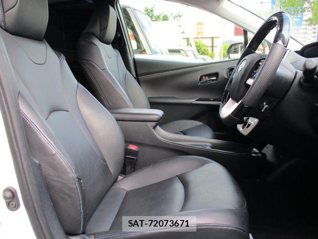 Toyota PRIUS 2016-06 8037670-8