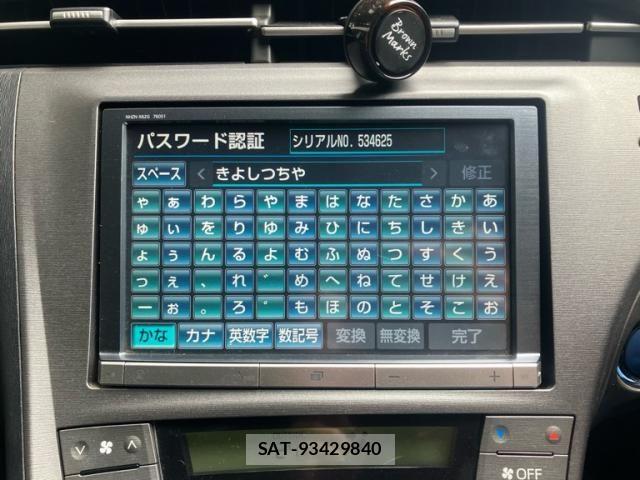 Toyota PRIUS 2012-10 8037723-15